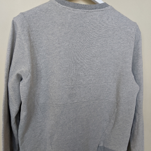 Adidas Grey Crewneck - Picture 5 of 6